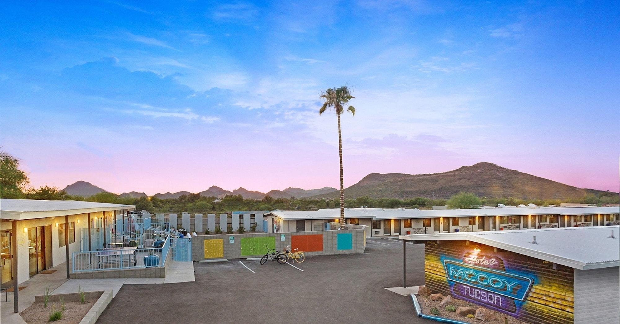 Hotel Mccoy - Art, Coffee, Beer, Wine Tucson Esterno foto
