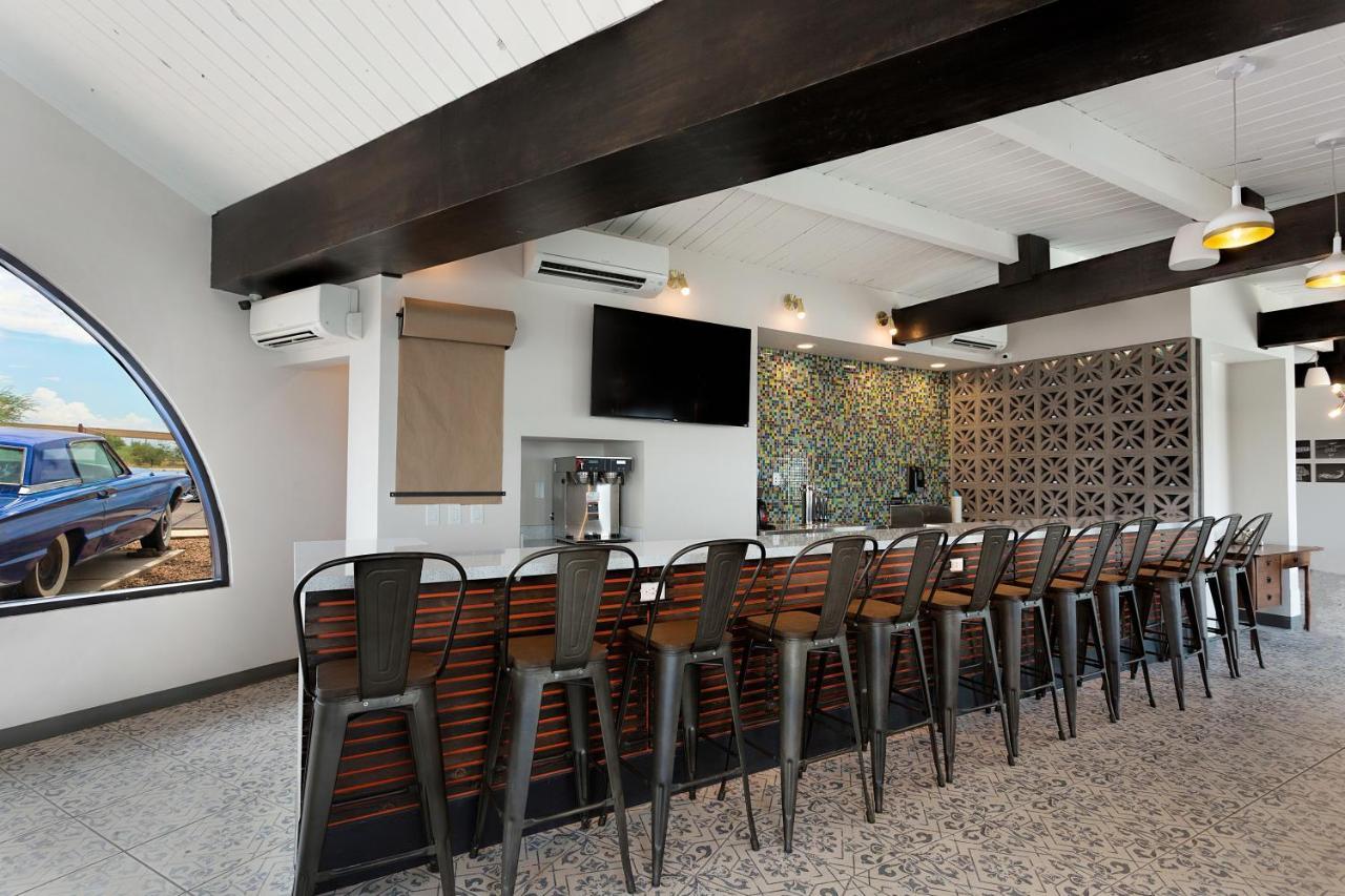 Hotel Mccoy - Art, Coffee, Beer, Wine Tucson Esterno foto